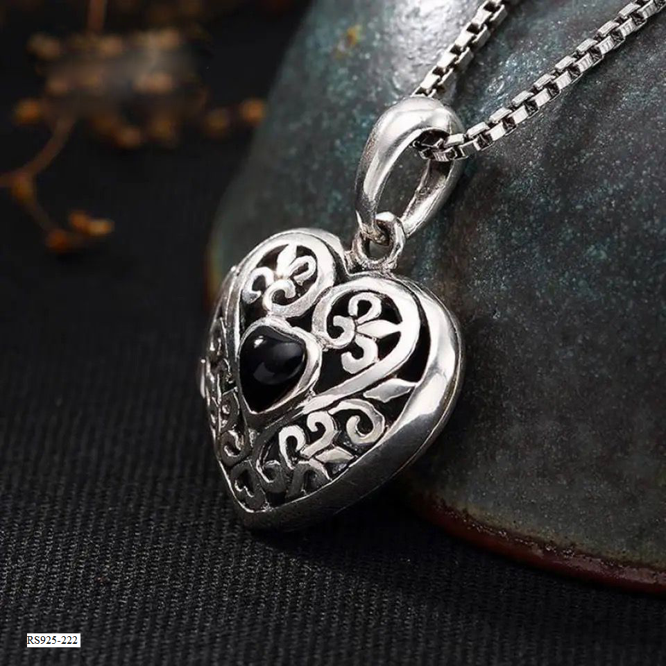 Relicario de corazón negro de Plata, Collar Personalizable, Guardapelo personalizable con foto o mensaje, grabado laser